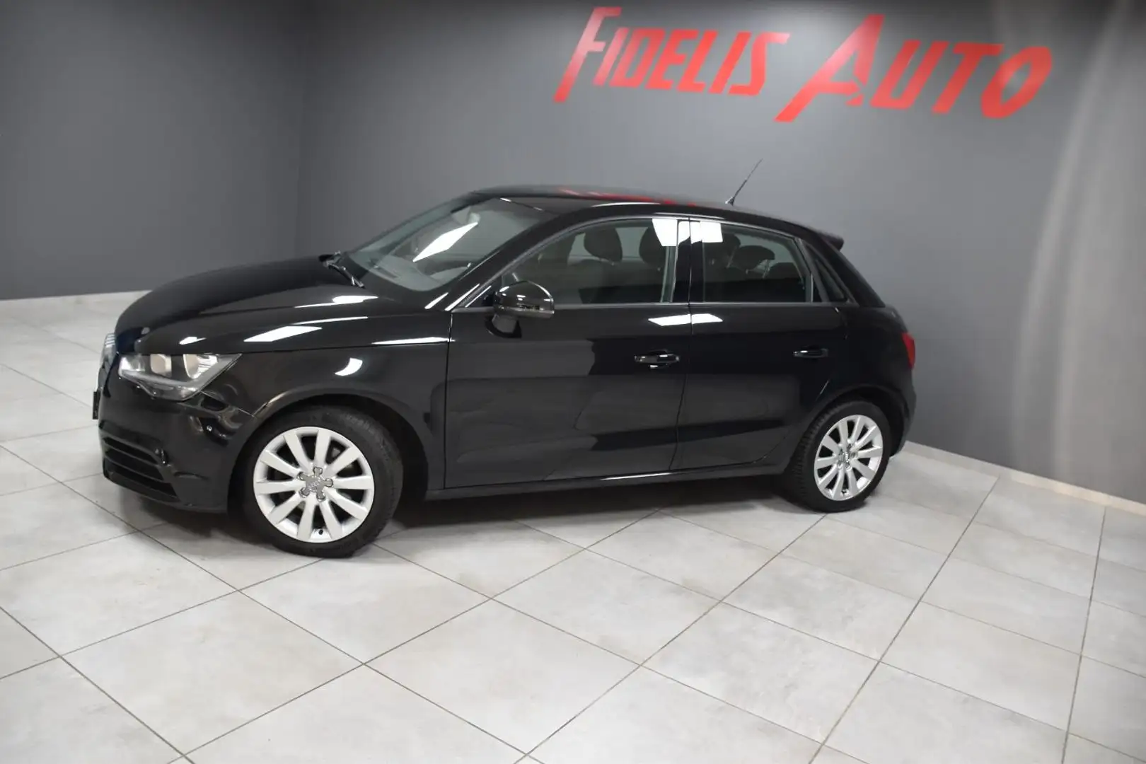 Audi A1 Sportback 1.4 TFSI 122 ch Noir - 2