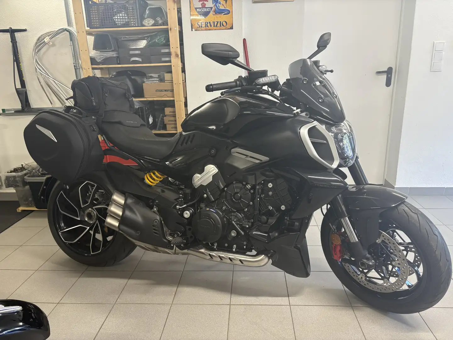 Ducati Diavel Ducati Diavel V4 - 2