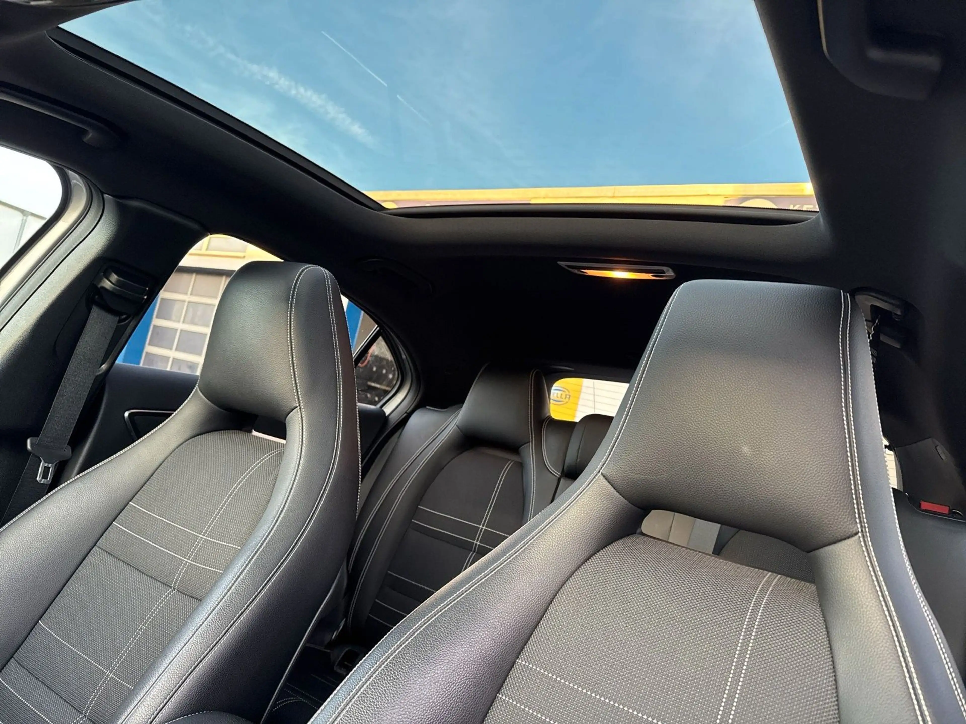 Mercedes-Benz A 200 BlueEfficiency|Panorama|Kamera|Night-Paket — photo 13