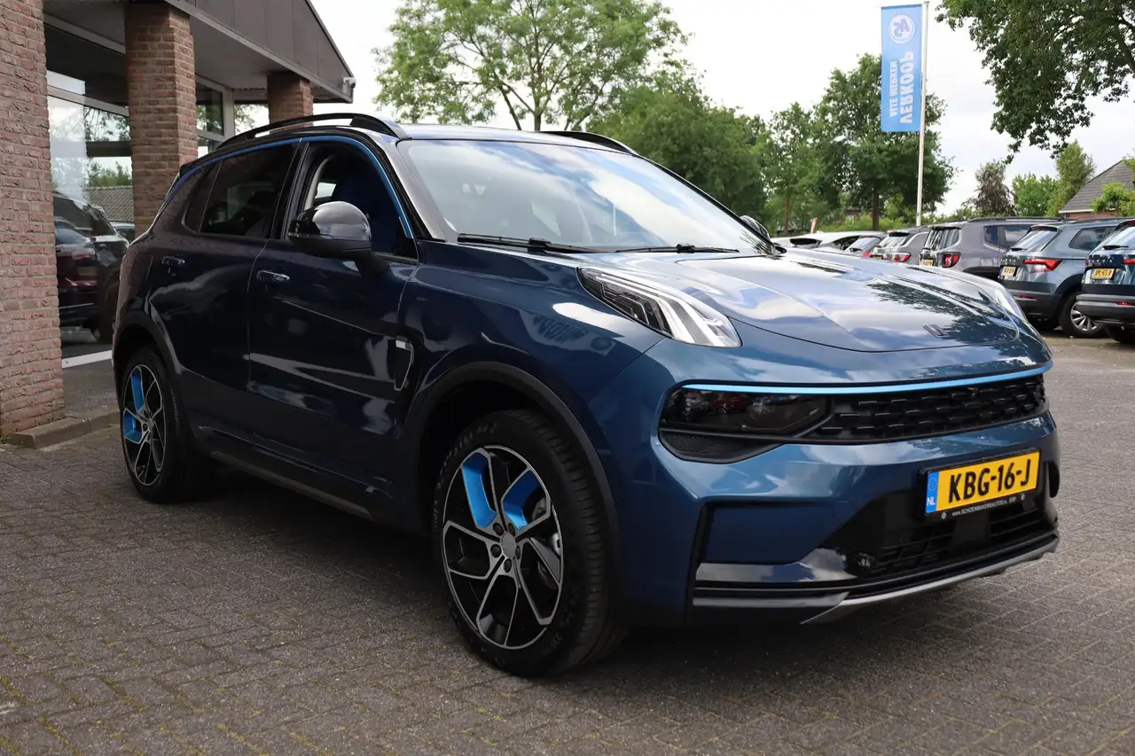 Lynk & Co 01 2023