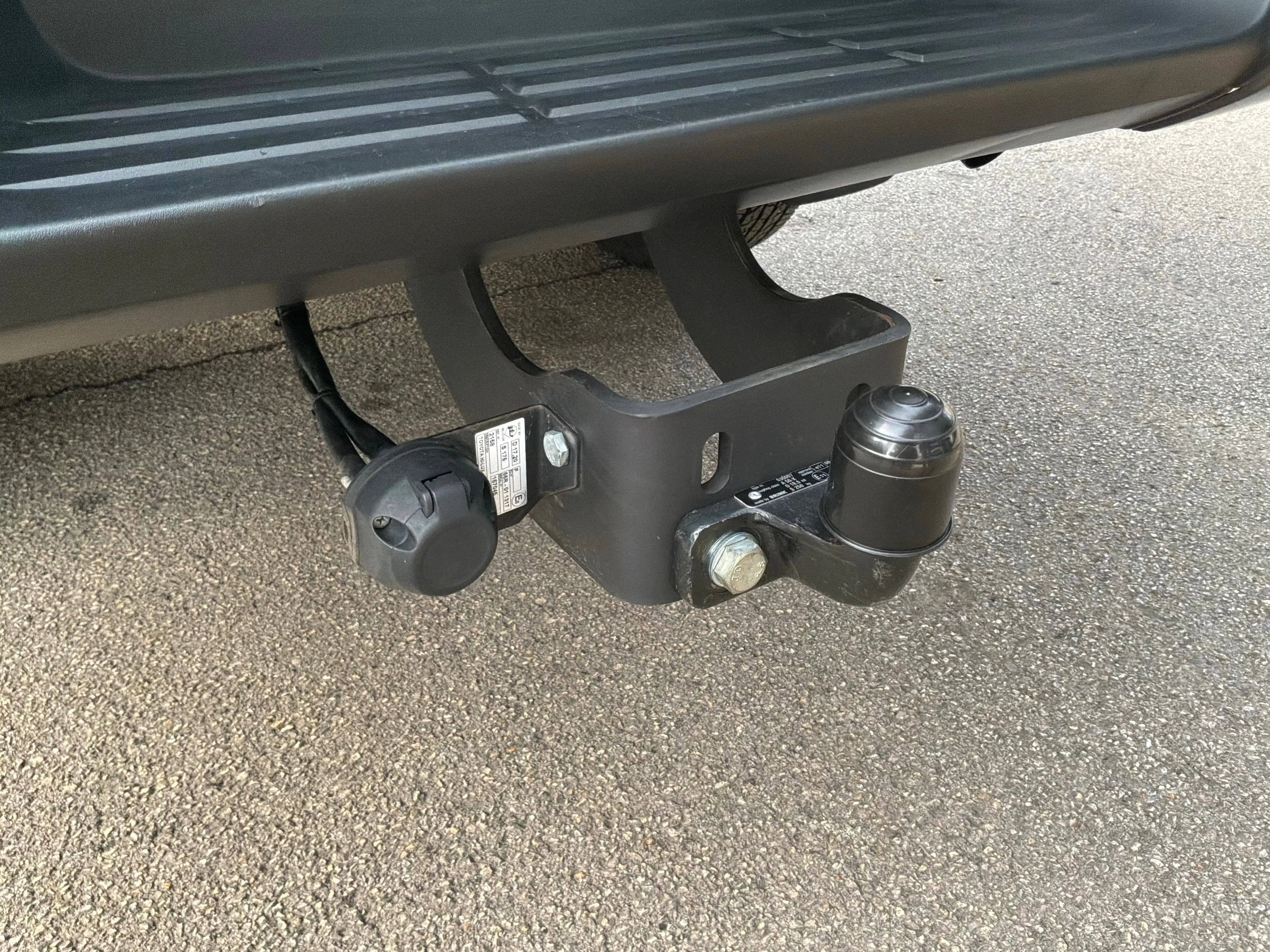 Toyota Hilux 2.4 D-4D 4WD Active simple cabine — photo 12