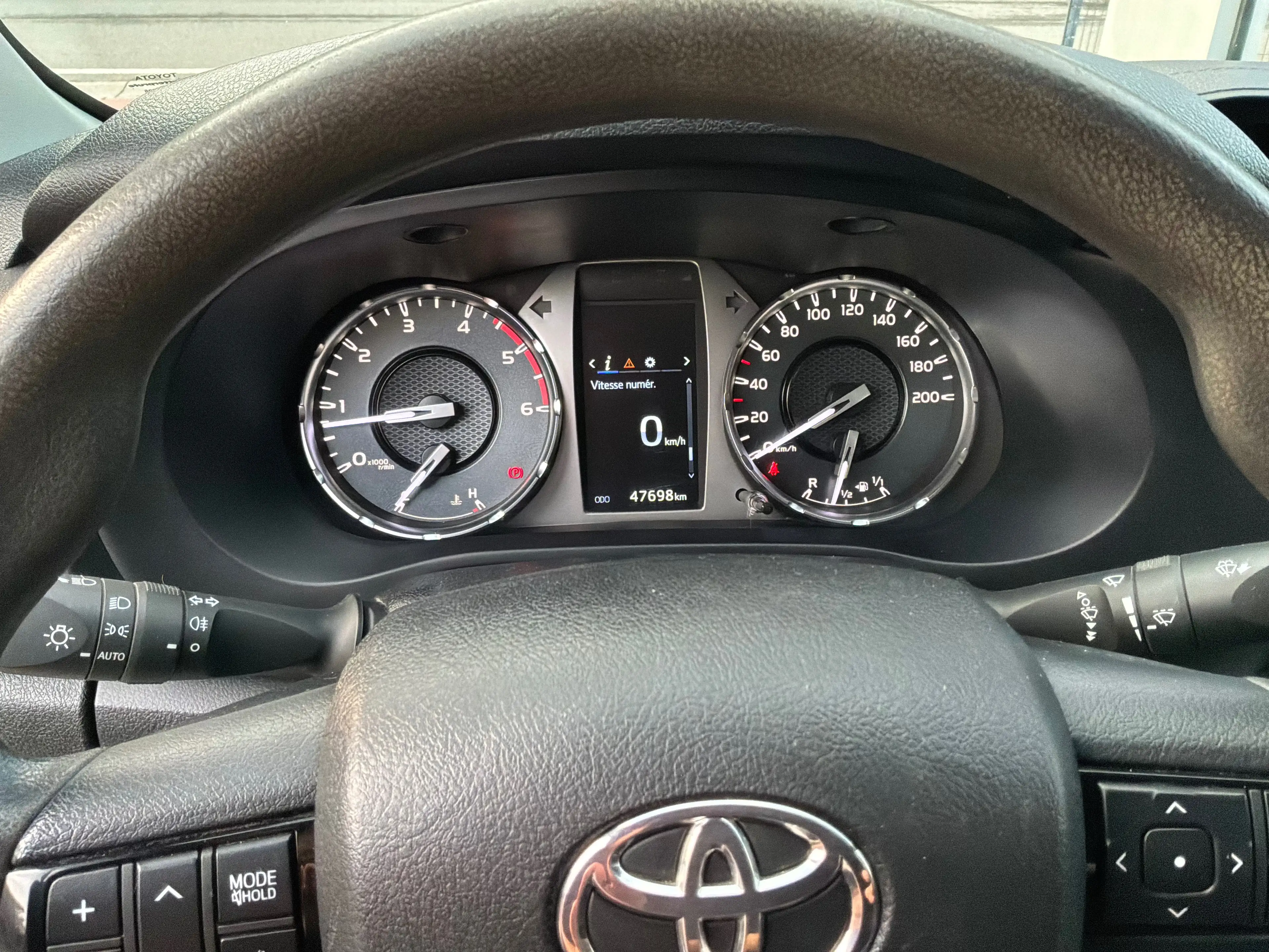 Toyota Hilux 2.4 D-4D 4WD Active simple cabine — photo 5