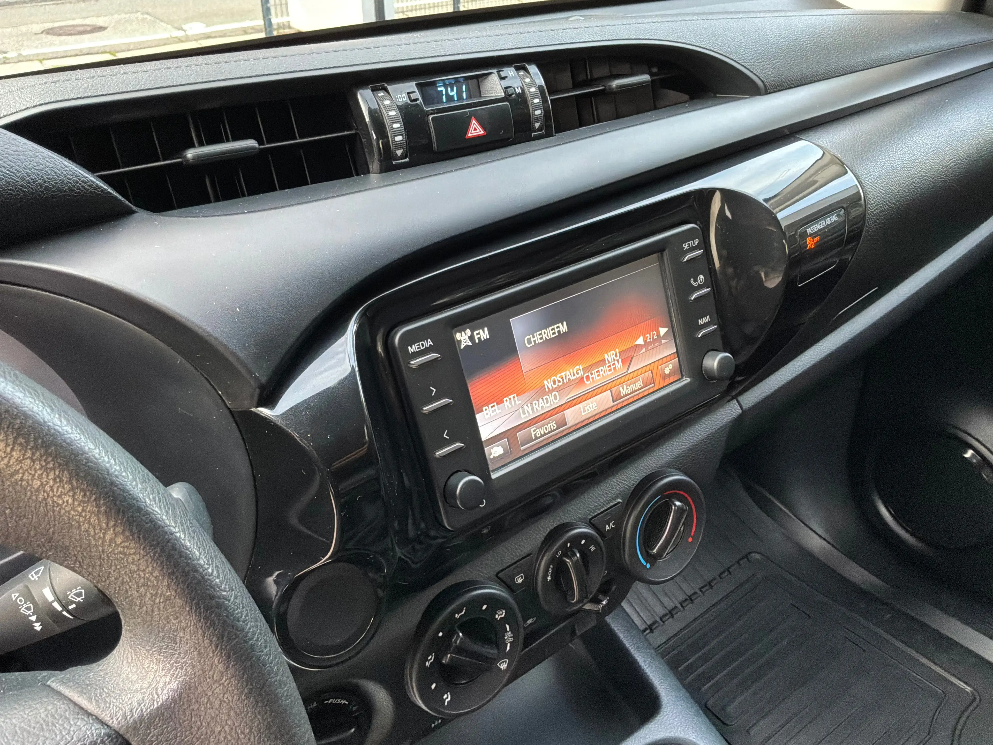 Toyota Hilux 2.4 D-4D 4WD Active simple cabine — photo 7