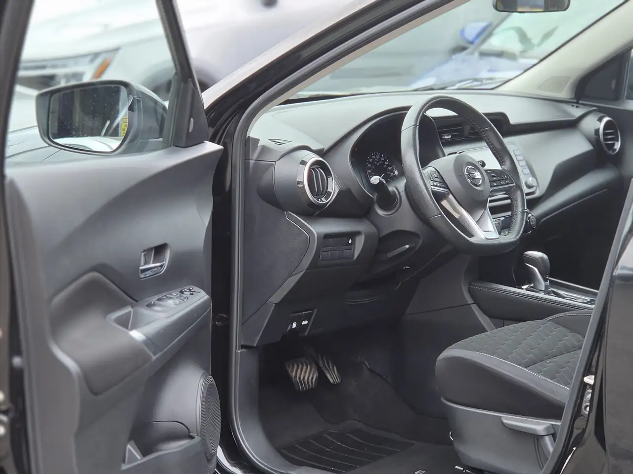Nissan Kicks снимка Nissan Kicks
