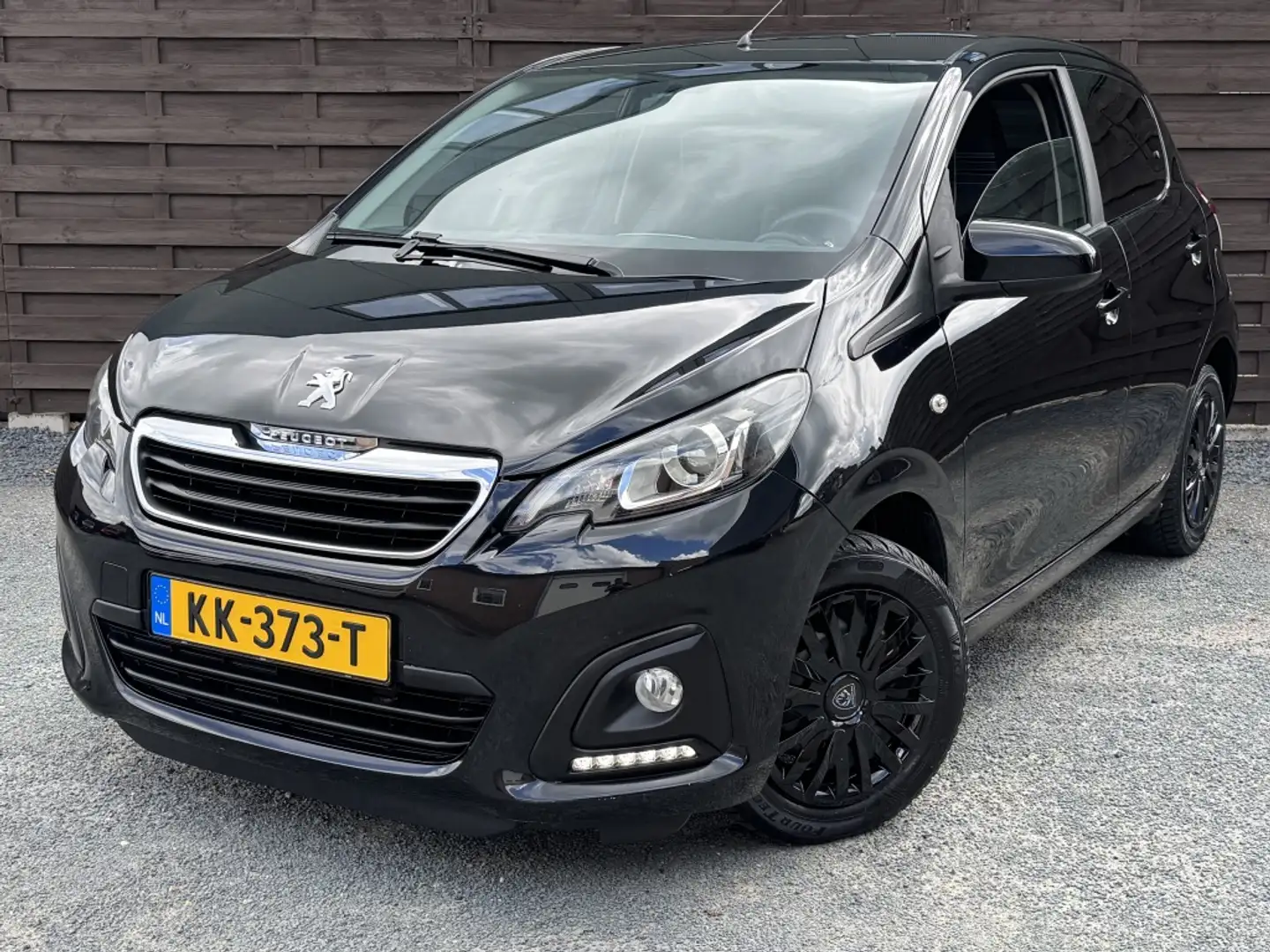 Peugeot 108 1.0 e-VTi Blue Lion / Airco / NAP / NL-AUTO Negru - 1