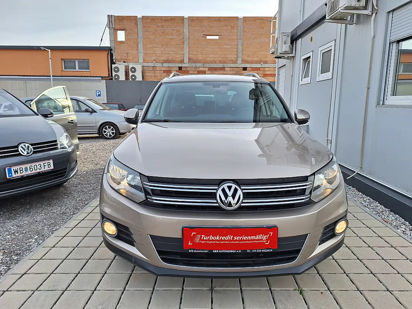 Volkswagen Tiguan 2,0 TDI Sport&Style BMT*ERSTER BESITZ* Gris - 2