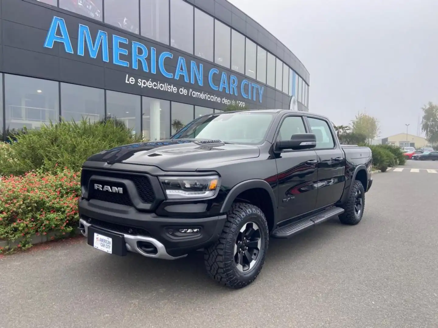 Dodge RAM 1500 CREW REBEL G/T AIR RAMBOX HAYON MULTI Noir - 1