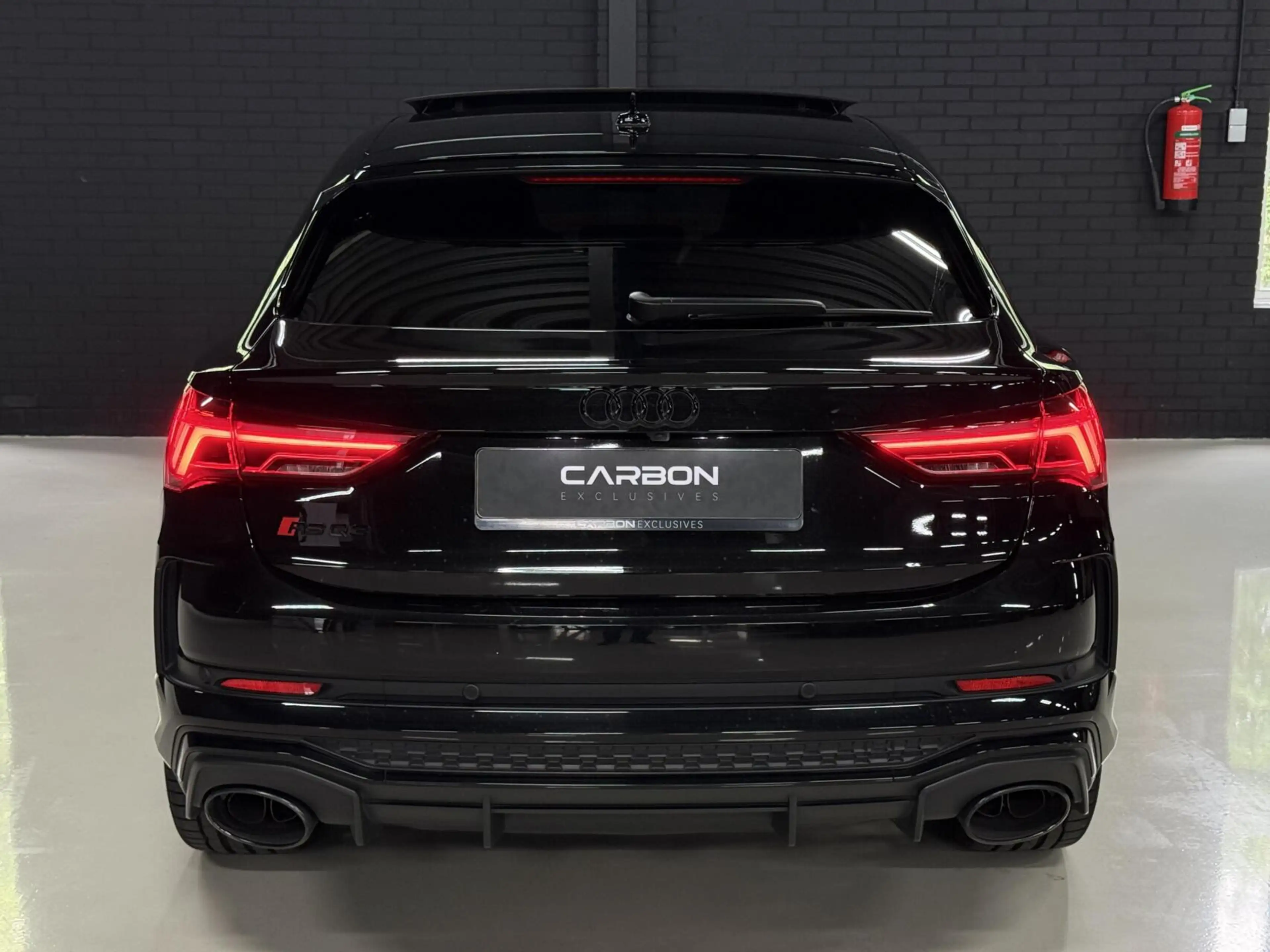 Audi RS Q3 RS Q3 2.5 TFSI — photo 11
