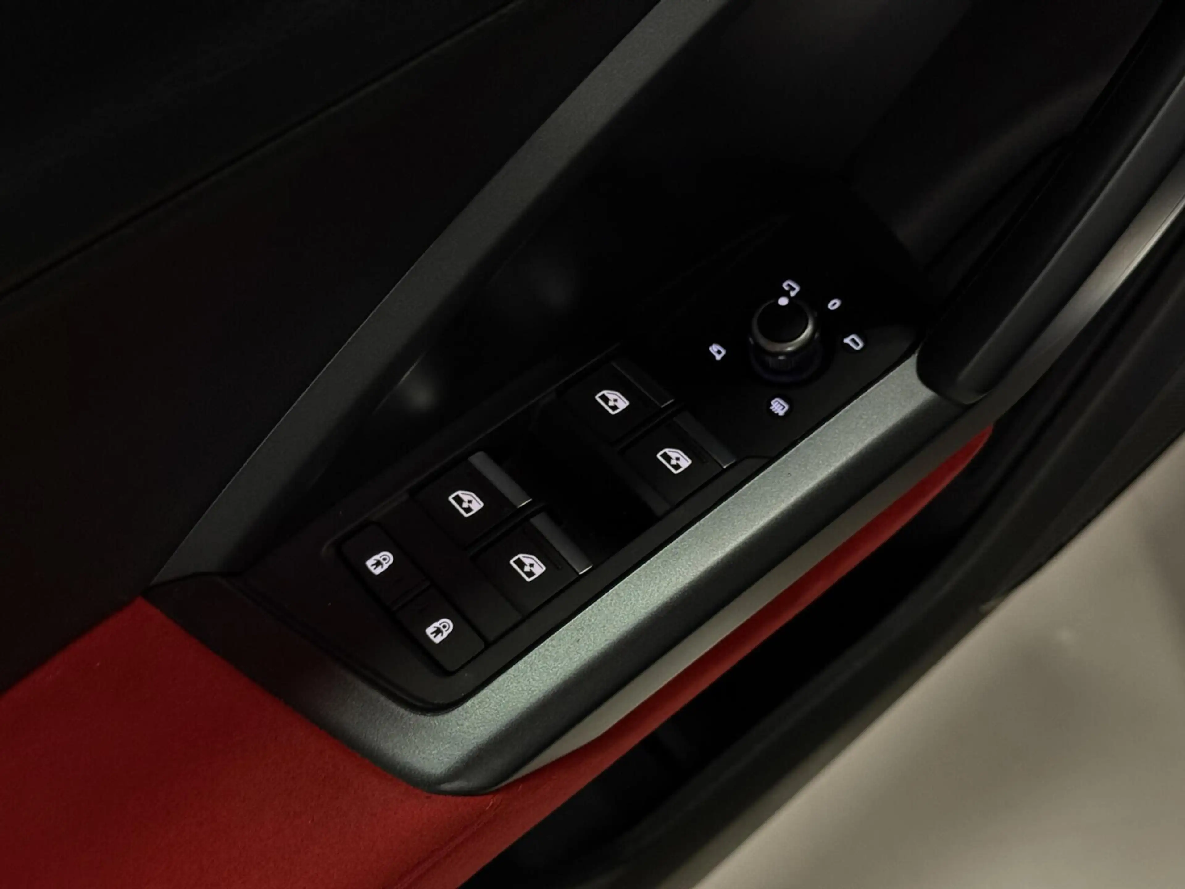 Audi RS Q3 RS Q3 2.5 TFSI — photo 15
