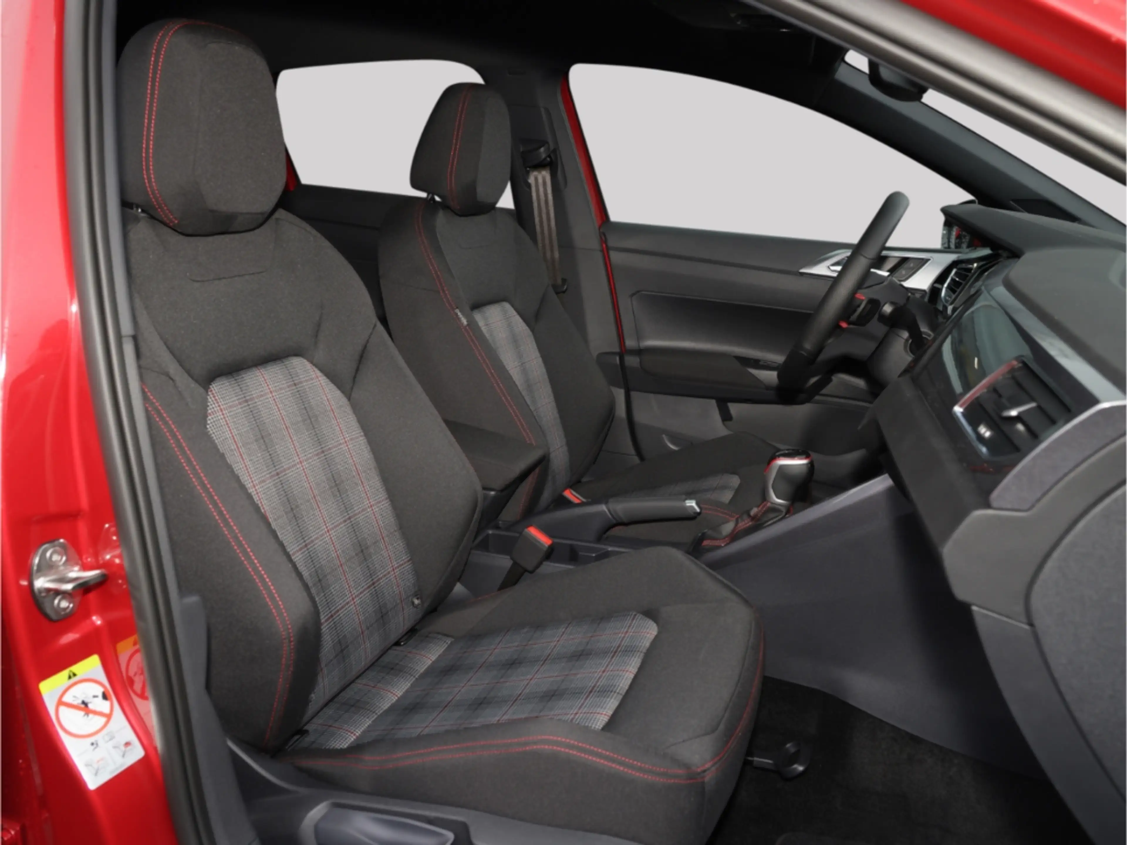 Volkswagen Polo GTI 2.0 TSI DSG IQ Matrix Kamera — photo 6