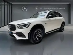 Mercedes-Benz GLC 300 e 4M AMG+NIGHT+PANO+AHK+AMBIENTE+KAMERA