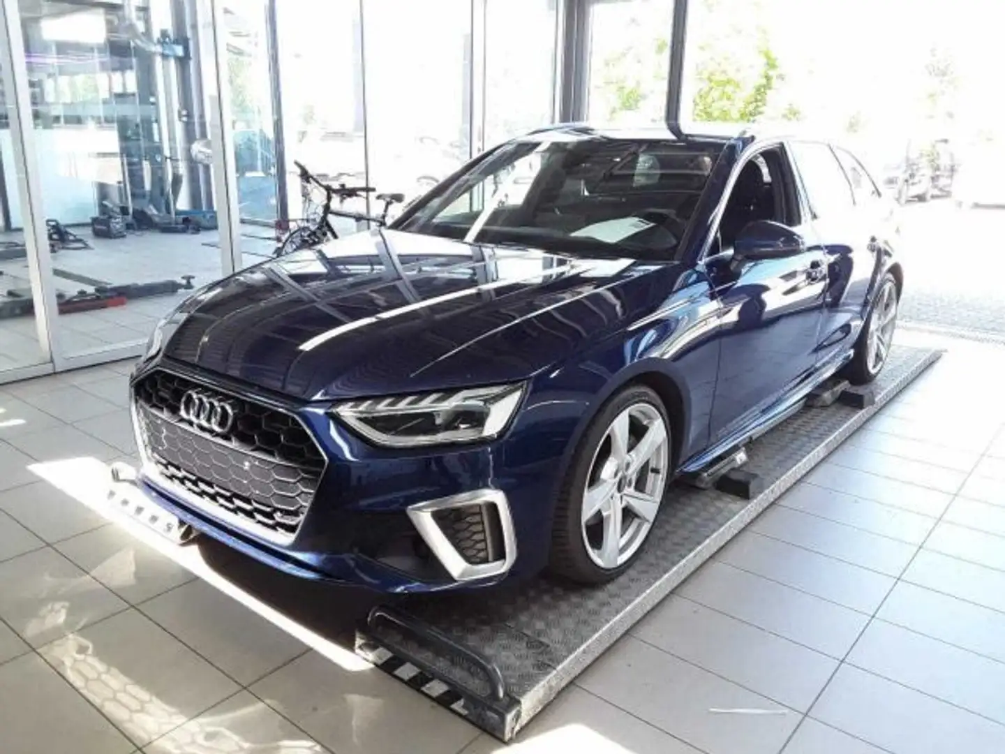 Audi A4 S line 40 TDI quattro 140(190) kW(PS) S Blauw - 1