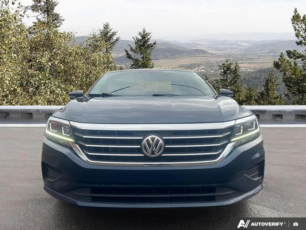 Volkswagen Passat снимка Volkswagen Passat