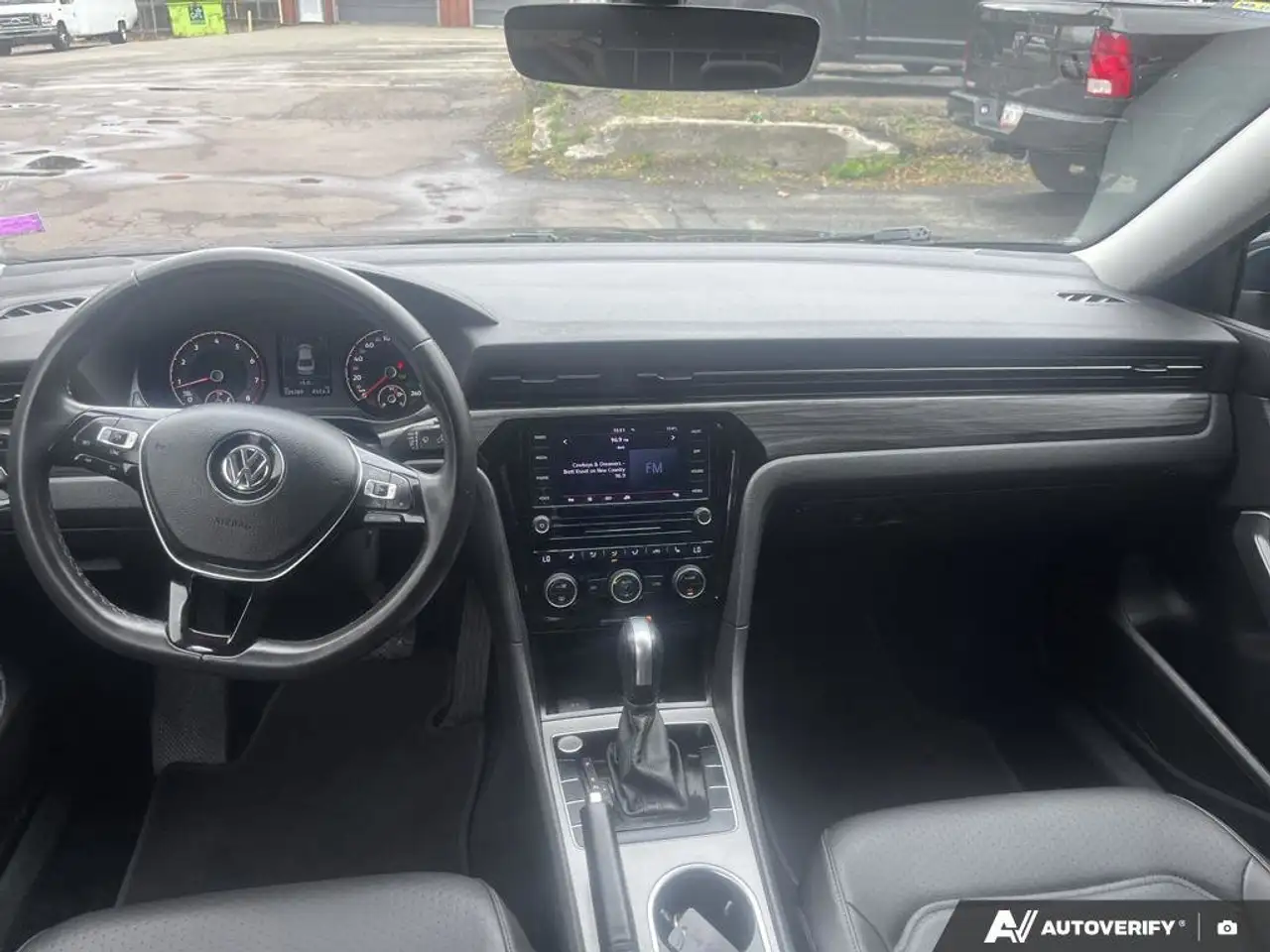 Volkswagen Passat снимка Volkswagen Passat