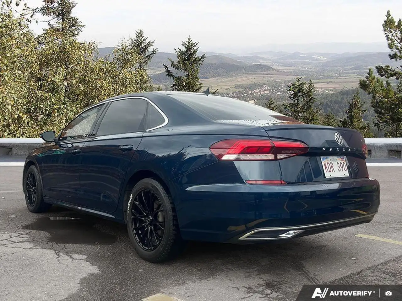 Volkswagen Passat снимка Volkswagen Passat