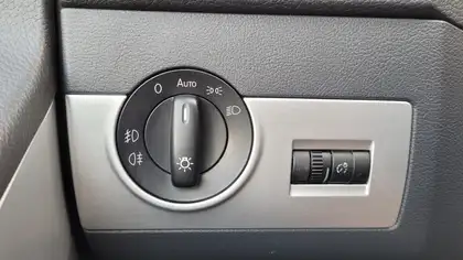 Annonce voiture d'occasion Volkswagen T5 Multivan - CARADIZE