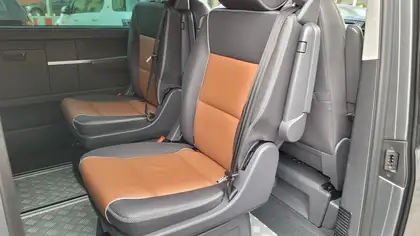 Annonce voiture d'occasion Volkswagen T5 Multivan - CARADIZE