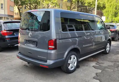 Annonce voiture d'occasion Volkswagen T5 Multivan - CARADIZE