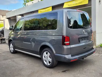 Annonce voiture d'occasion Volkswagen T5 Multivan - CARADIZE