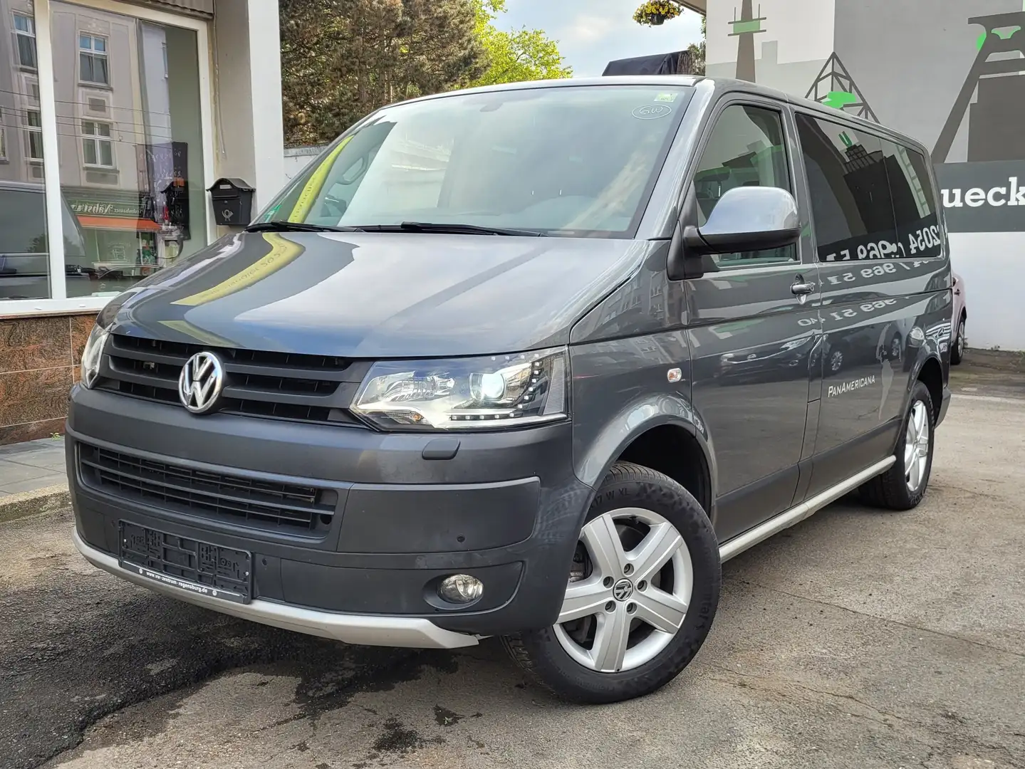 Volkswagen T5 Multivan PanAmericana DSG 4Motion*Xen*Leder*Navi*LED*Stdh. Grau - 2
