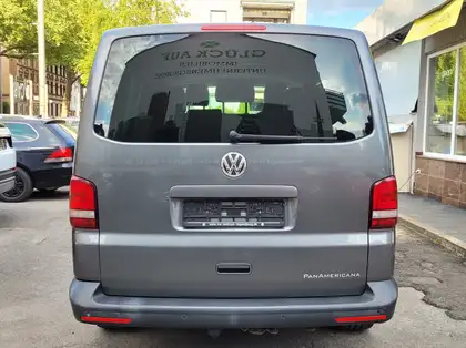 Annonce voiture d'occasion Volkswagen T5 Multivan - CARADIZE