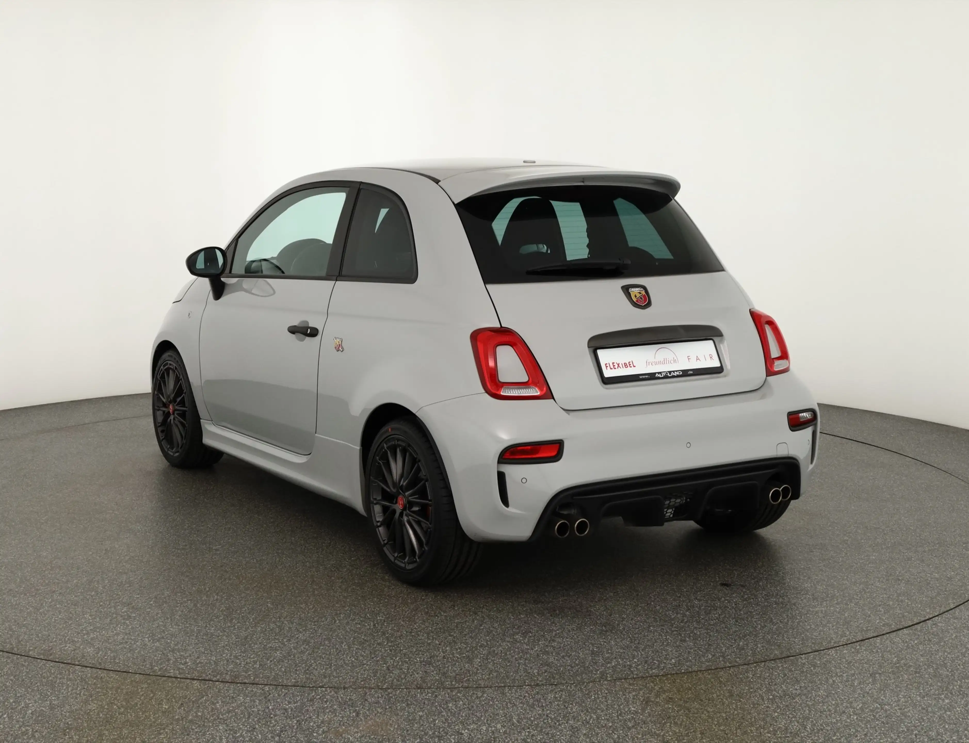 Abarth 695 1.4 T-Jet 16V Sabelt Beats Record Monza — photo 3