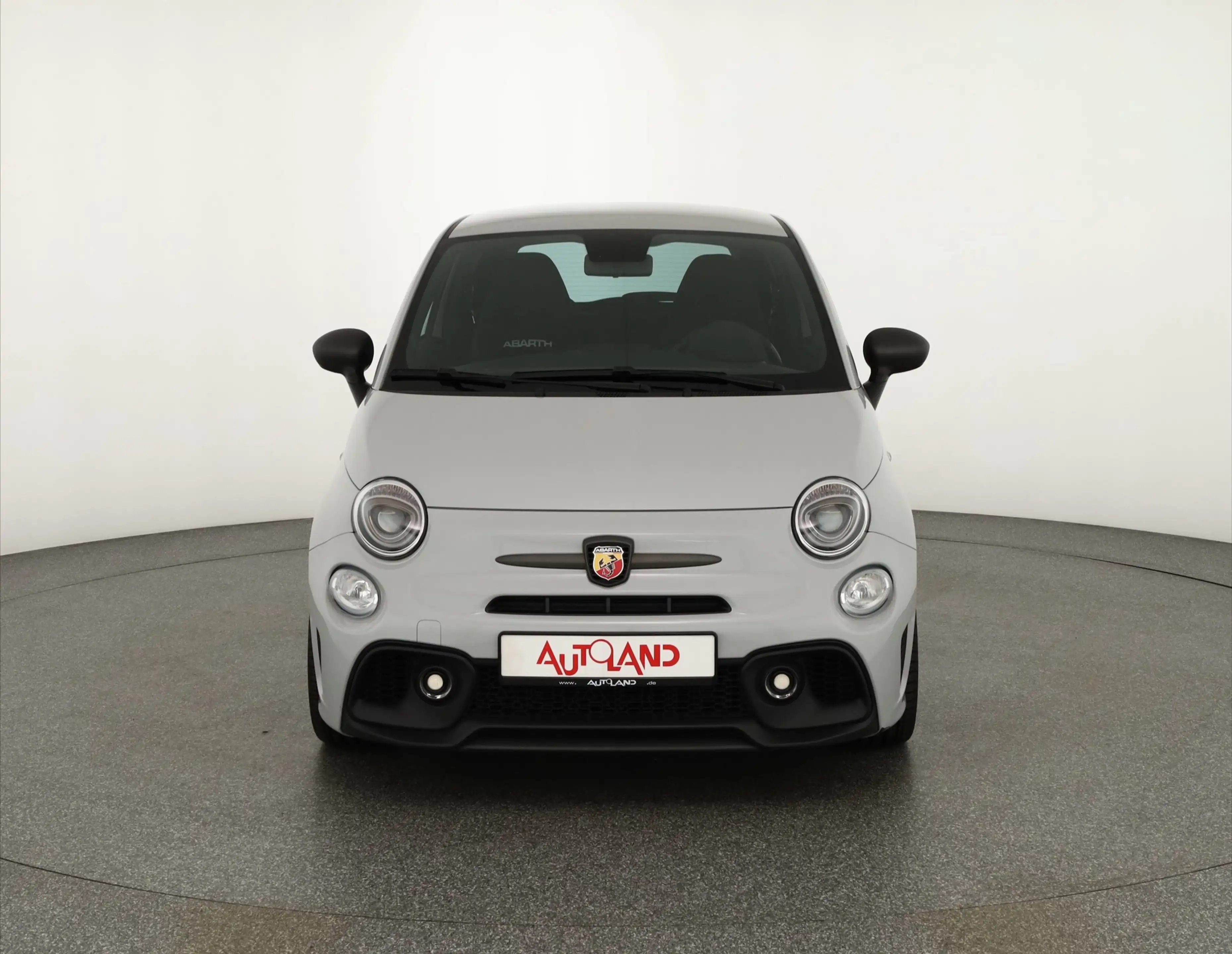 Abarth 695 1.4 T-Jet 16V Sabelt Beats Record Monza — photo 8