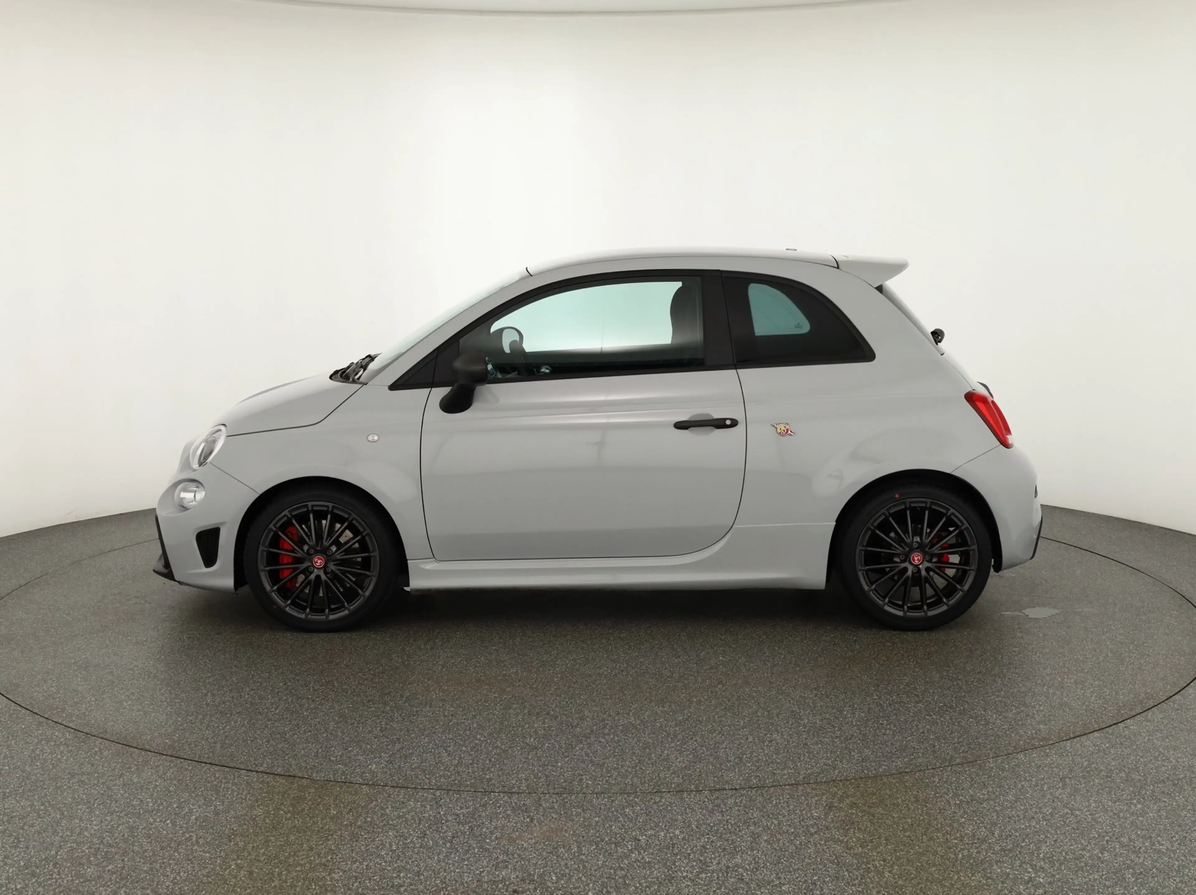 Abarth 695 1.4 T-Jet 16V Sabelt Beats Record Monza — photo 2