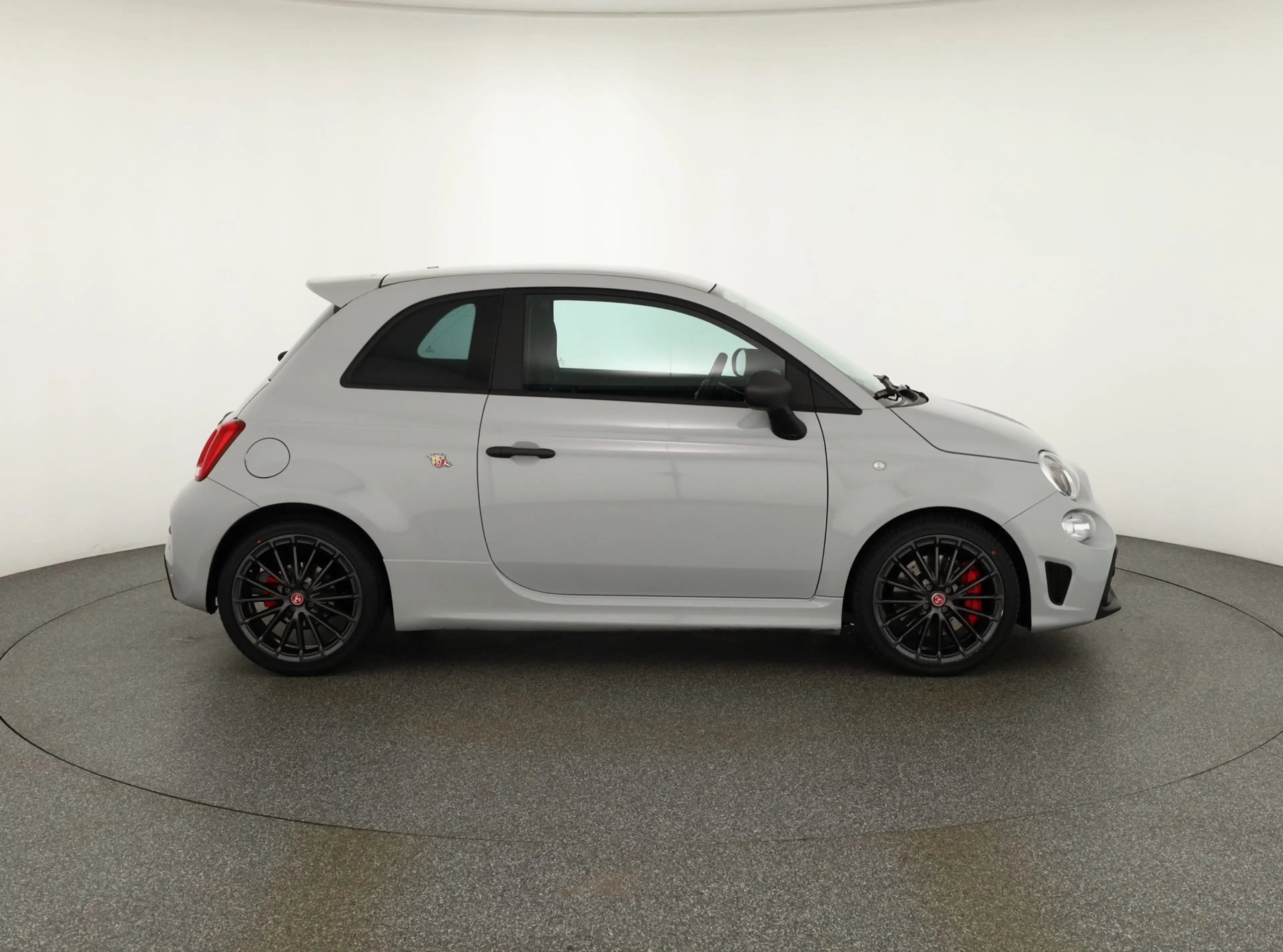 Abarth 695 1.4 T-Jet 16V Sabelt Beats Record Monza — photo 6