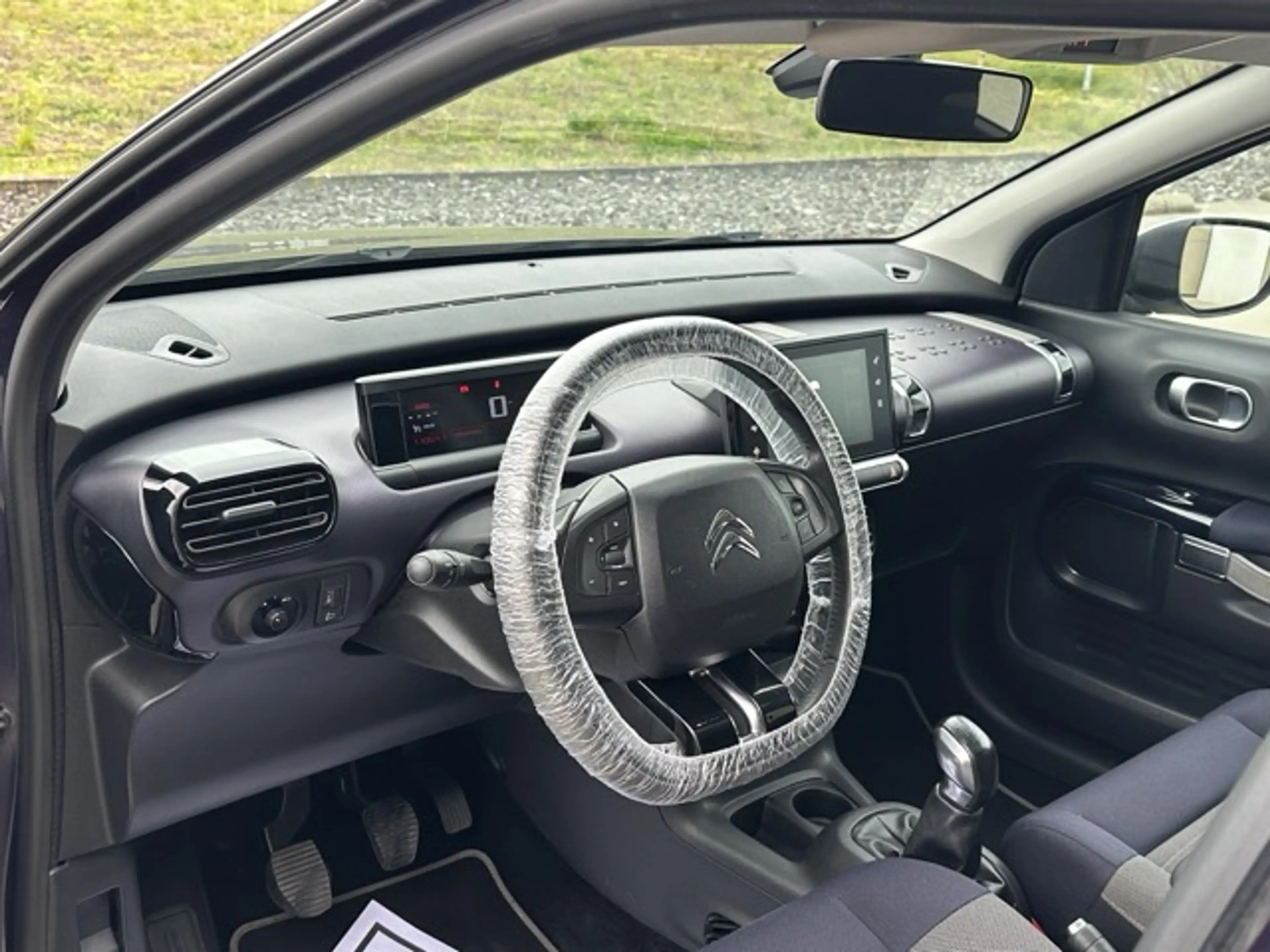 Citroen C4 Cactus C4 Cactus 1.2 PureTech Shine Rip Curl Edition - Airco - Cruise Control - Camera — photo 7