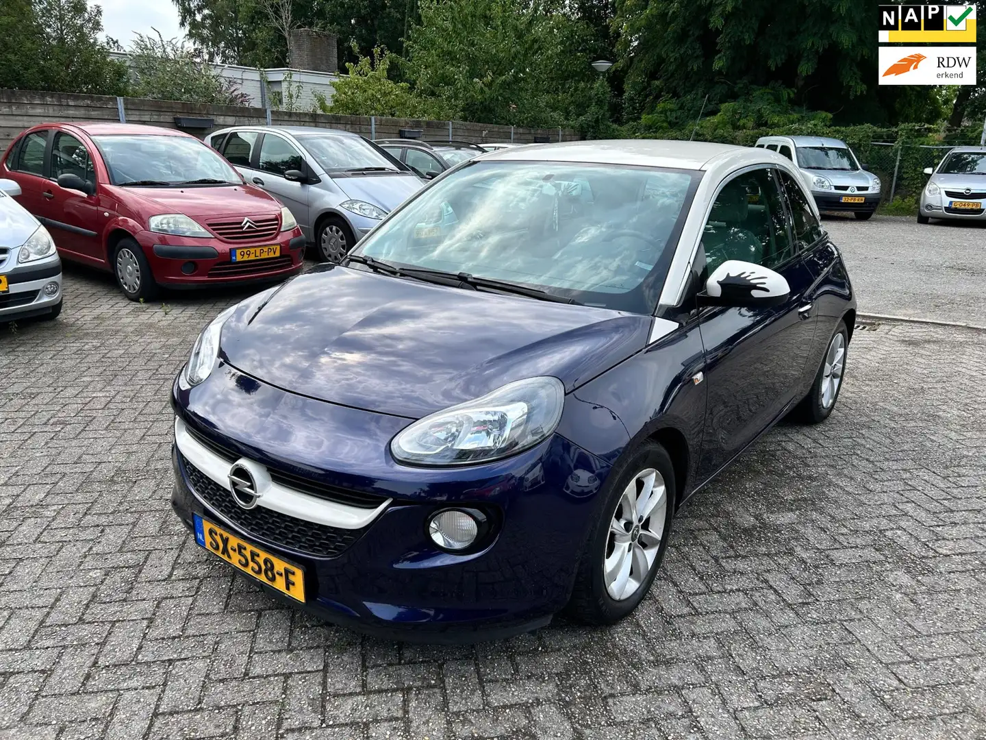 Opel Adam 1.2 Glam //sterrenhemel //Airco //APK 13-6-2026 Blauw - 1