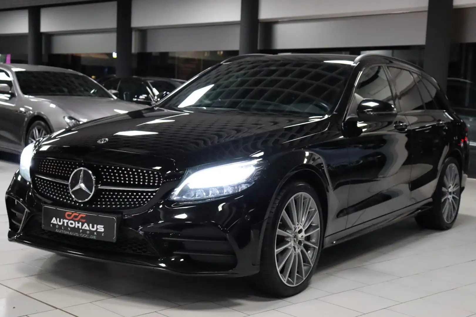 Mercedes-Benz C 300 T 9G-TRONIC AMG LINE|1HAND|LED|WIDESCREEN| Negro - 1