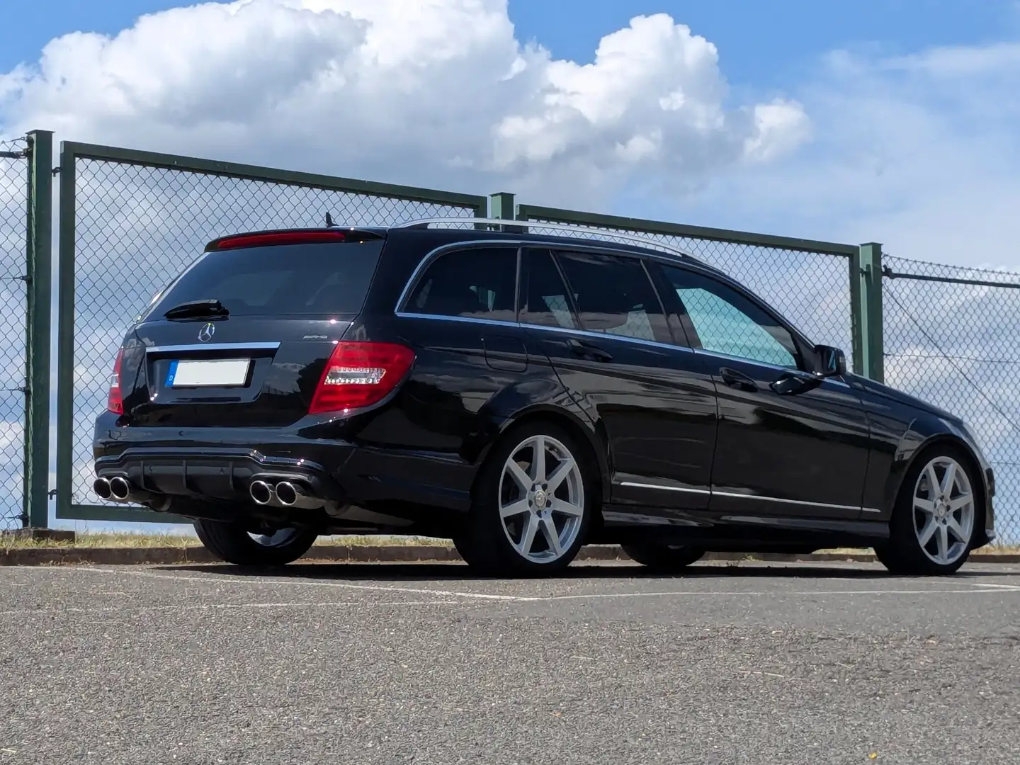 Mercedes-Benz C 250 CDI C63 AMG-Optik BlueEFFICIENCY TOP Schwarz - 1