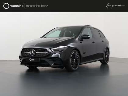 Mercedes-Benz B 180 AMG Line | Nightpakket | Panoramadak | Multibeam L