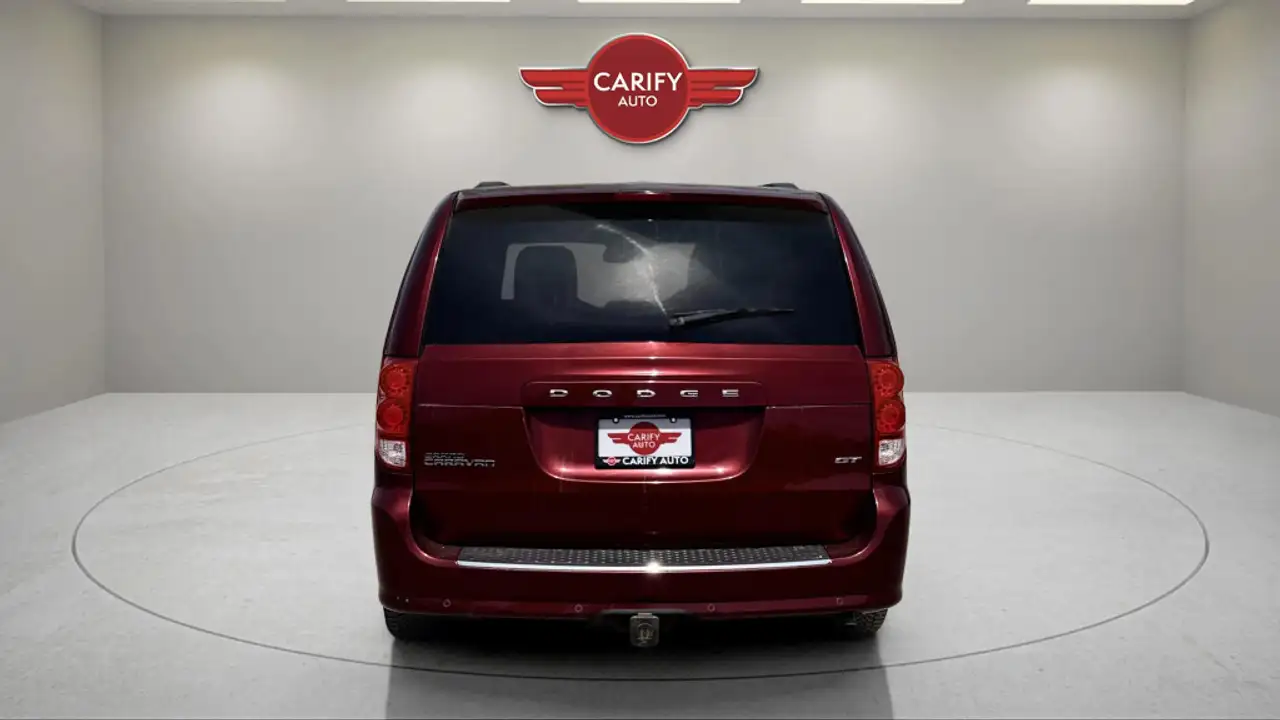Dodge Grand Caravan снимка Dodge Grand Caravan