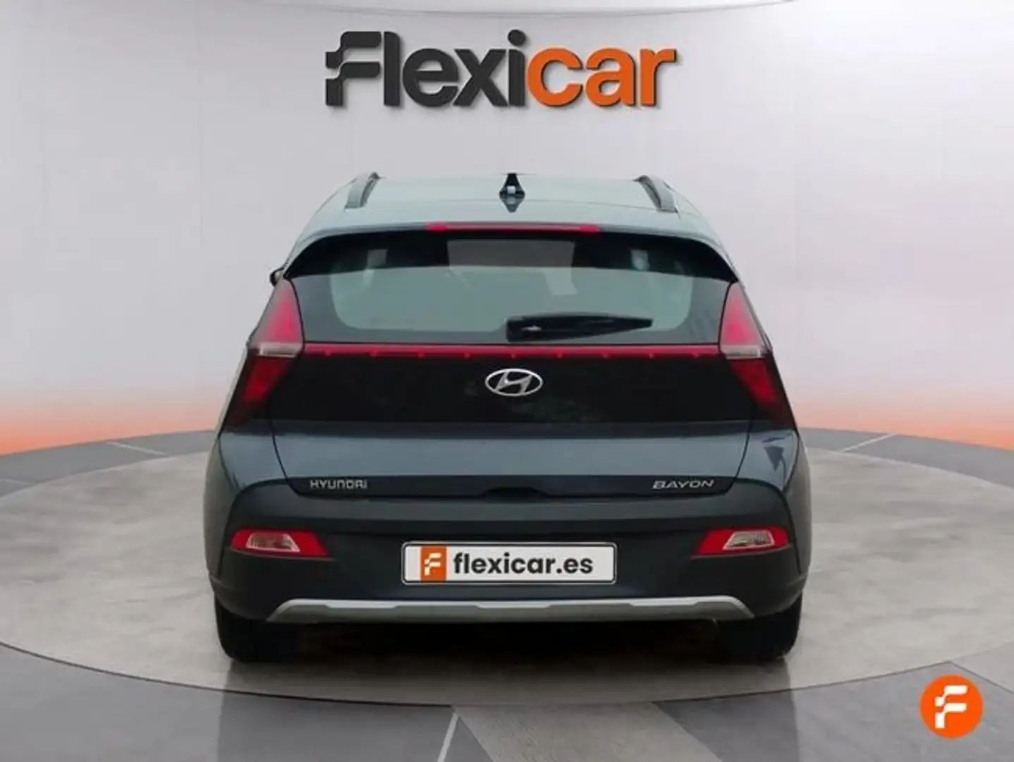Hyundai BAYON 1.2 MPI Maxx Gris - 2