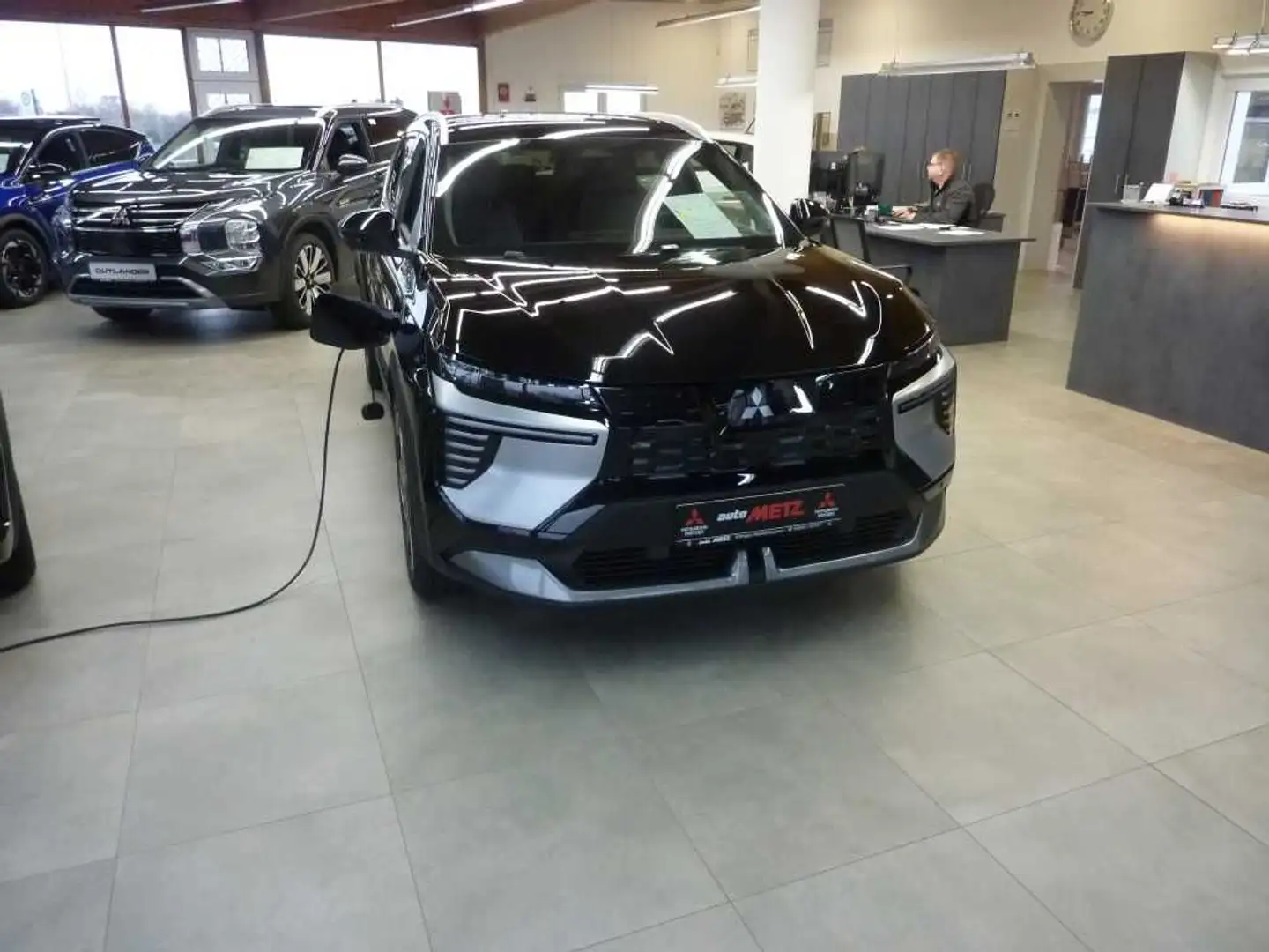 Mitsubishi Eclipse Cross Diamant TOP 87 kWh (22kW) Negru - 2