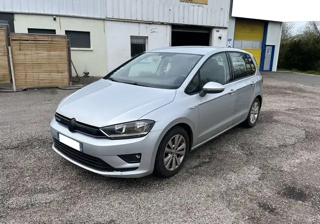 Volkswagen Golf Sportsvan VII 1,6 TDI 110ch 6cv Bluemotion