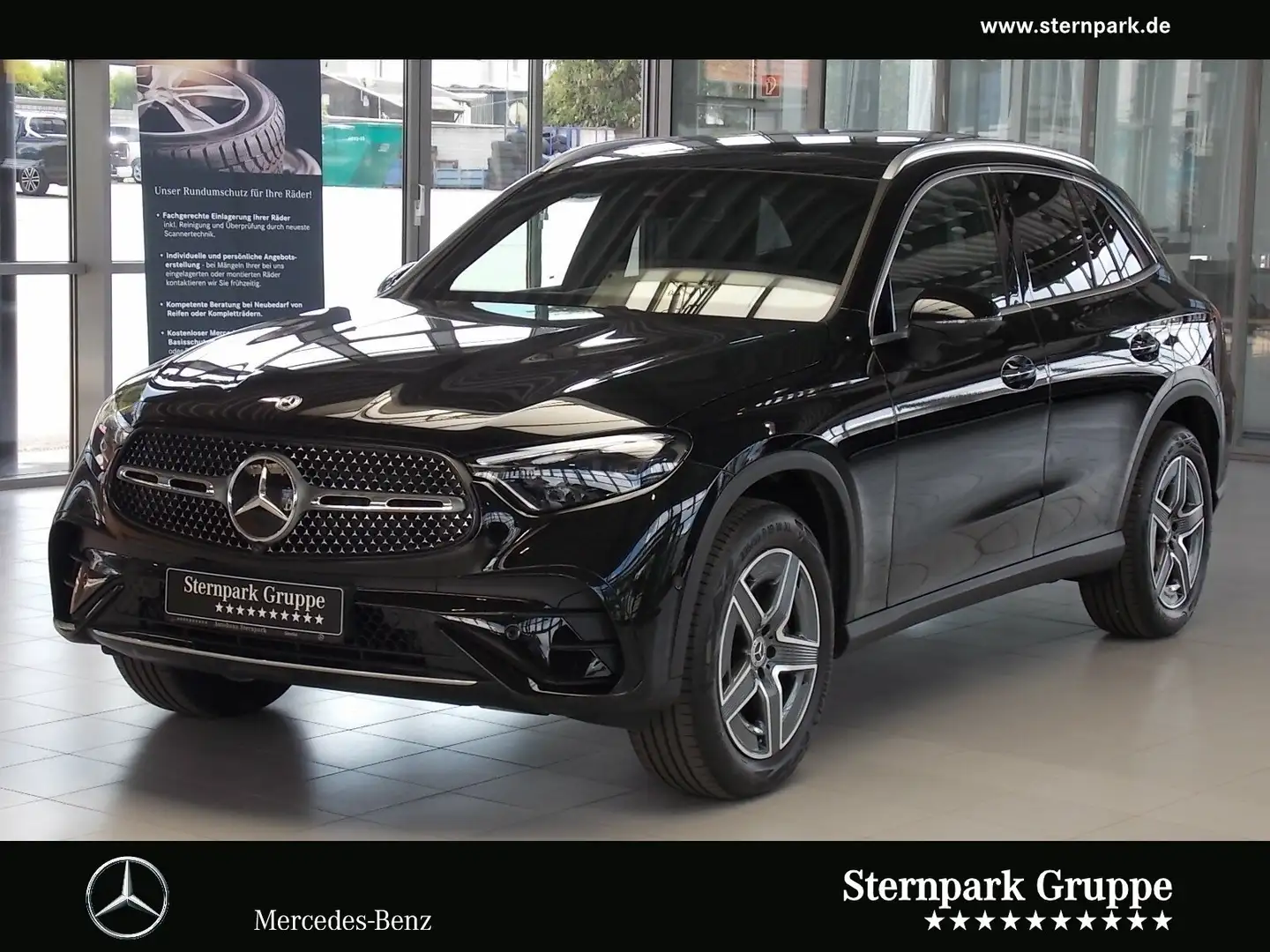 Mercedes-Benz GLC 220 GLC 220 d 4M AMG Premium Plus HeadUp AHK Keyless Schwarz - 1