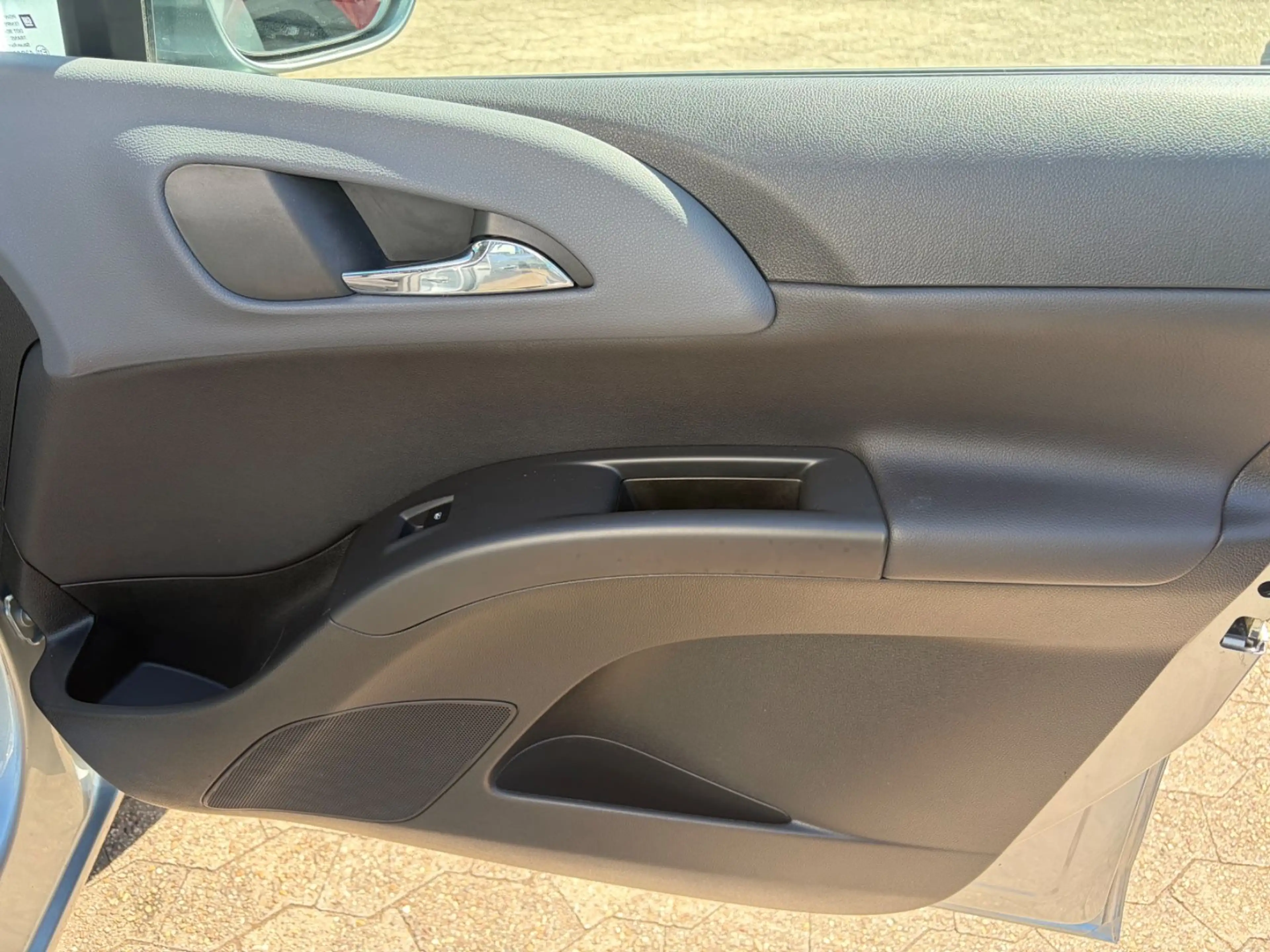 Opel Meriva B Innovation Sitz-Lenkradhzg/PDC/Klima — photo 17