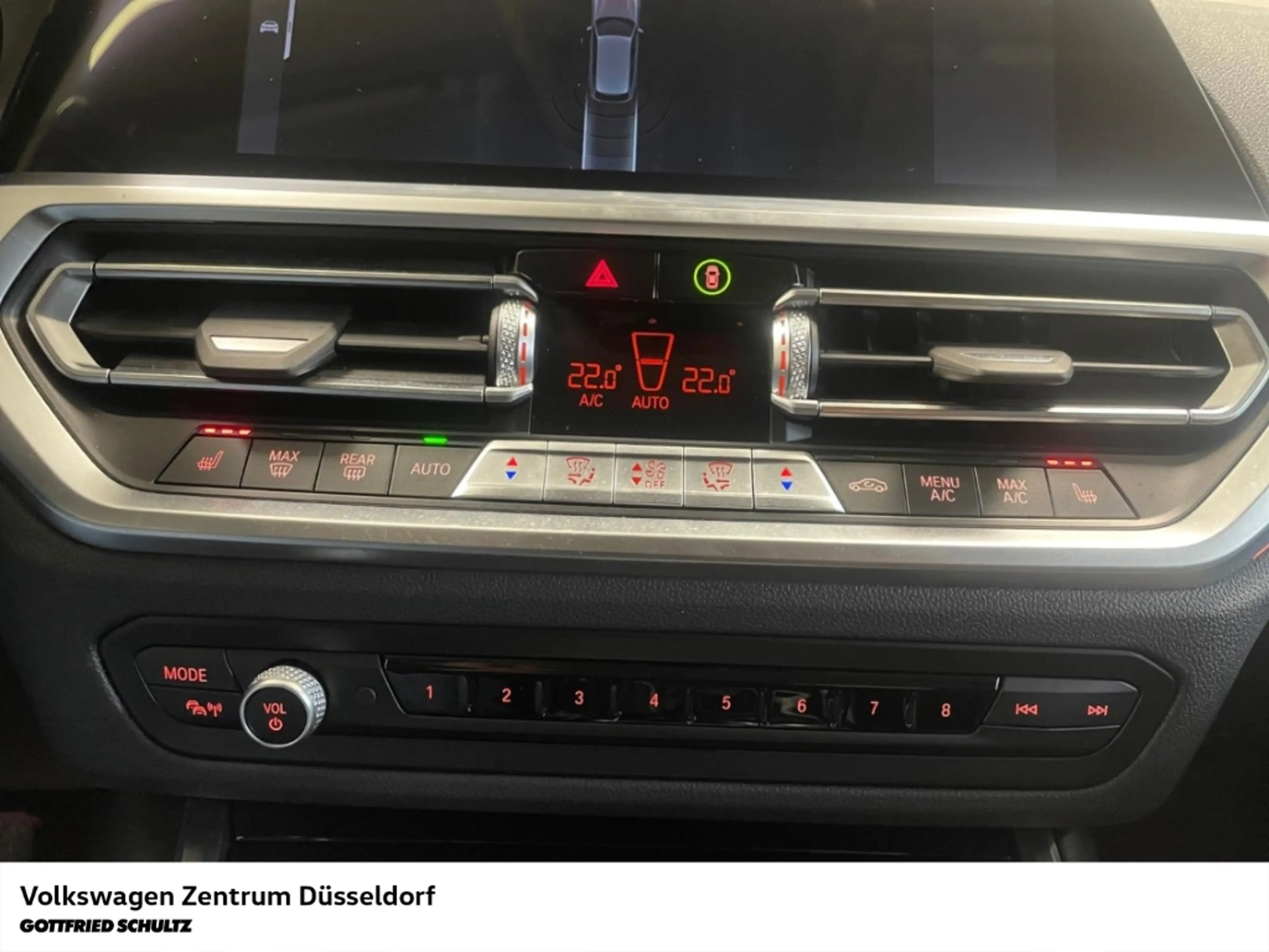BMW 330 i Touring Sport Line Navigation G21 — photo 14