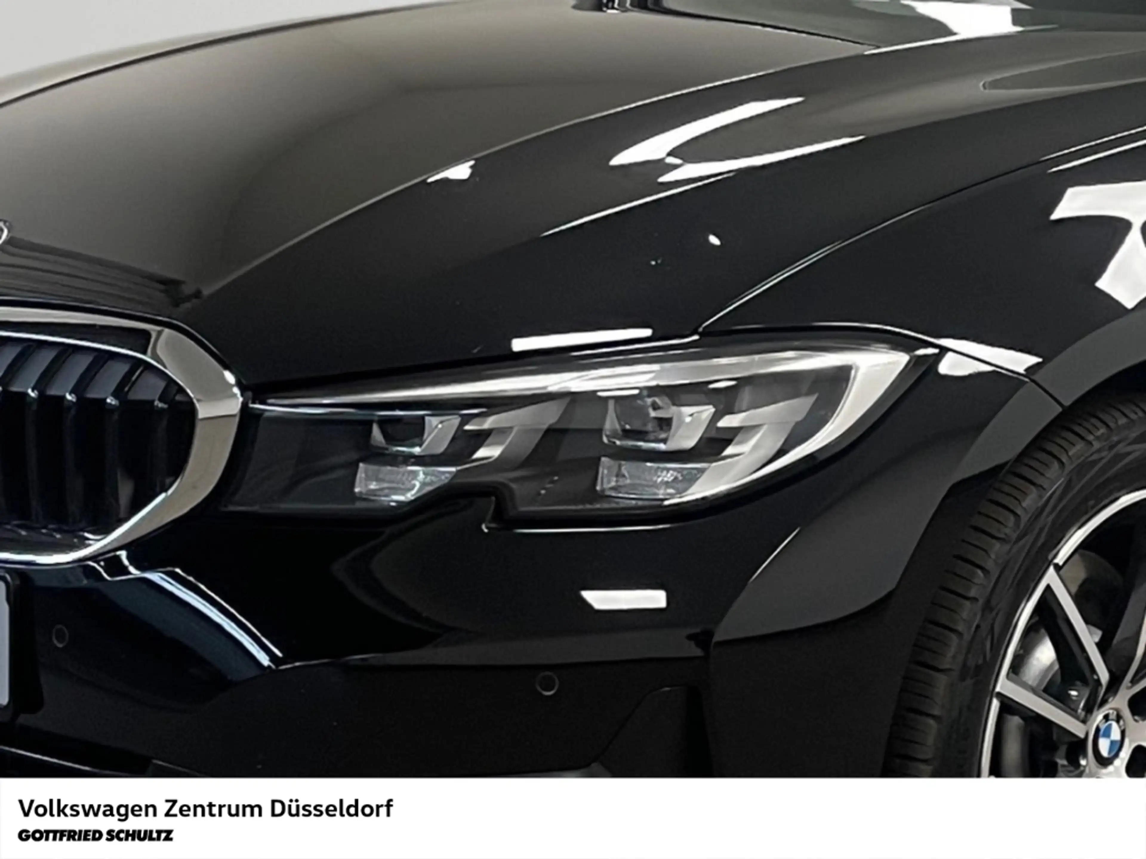 BMW 330 i Touring Sport Line Navigation G21 — photo 4