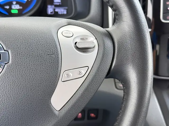 Nissan E-NV200 view 23