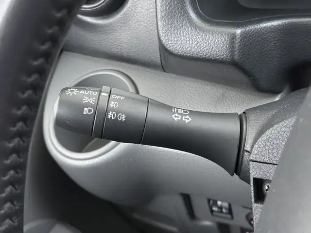 Nissan E-NV200 view 20