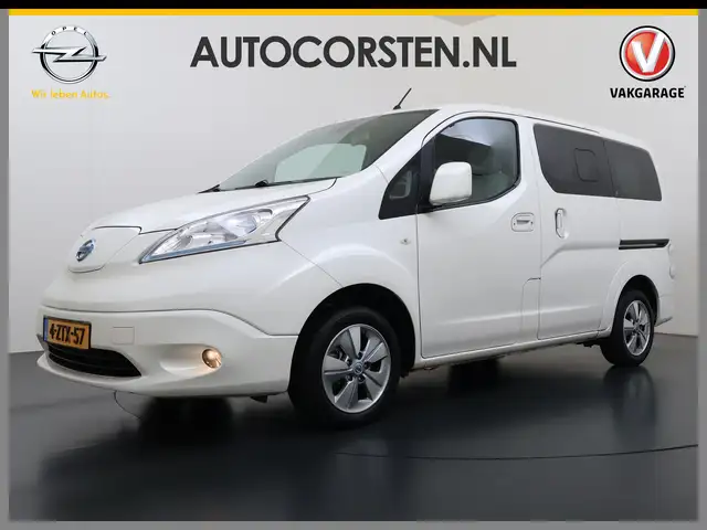 2015 Nissan E-NV200 in White for sale