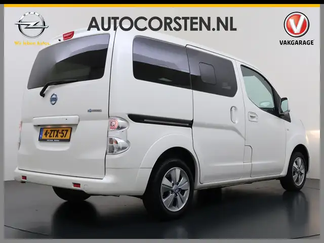 Nissan E-NV200 view 5