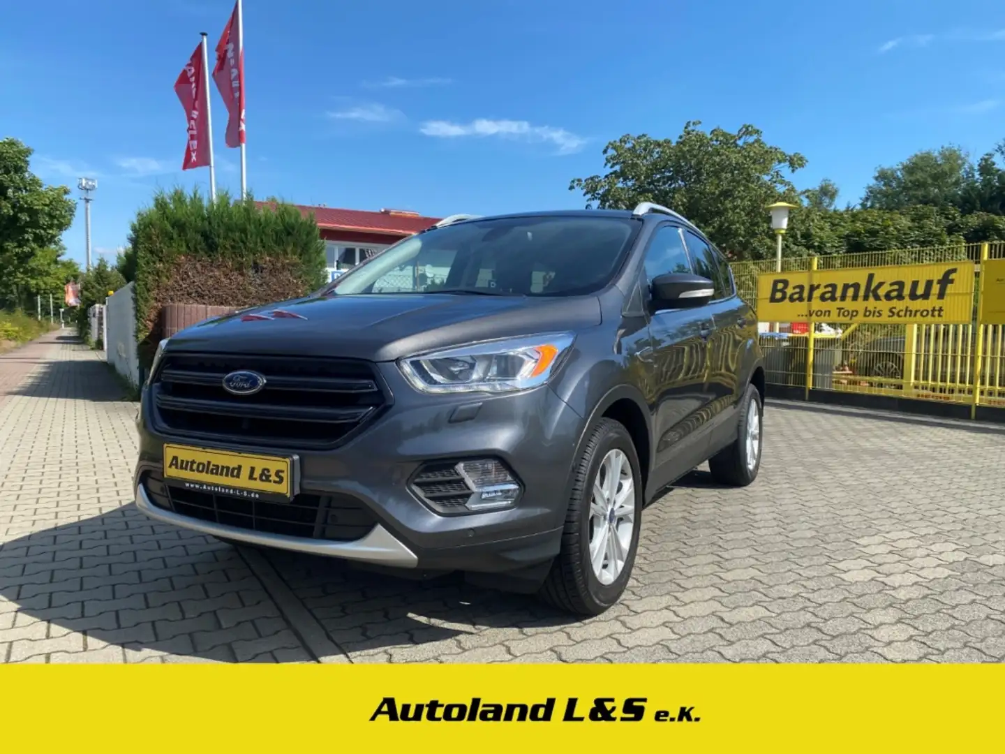Ford Kuga Titanium 1.5 EcoBoost,Navi,SH,PDC,Alus,WKR,Frontsc Grau - 1