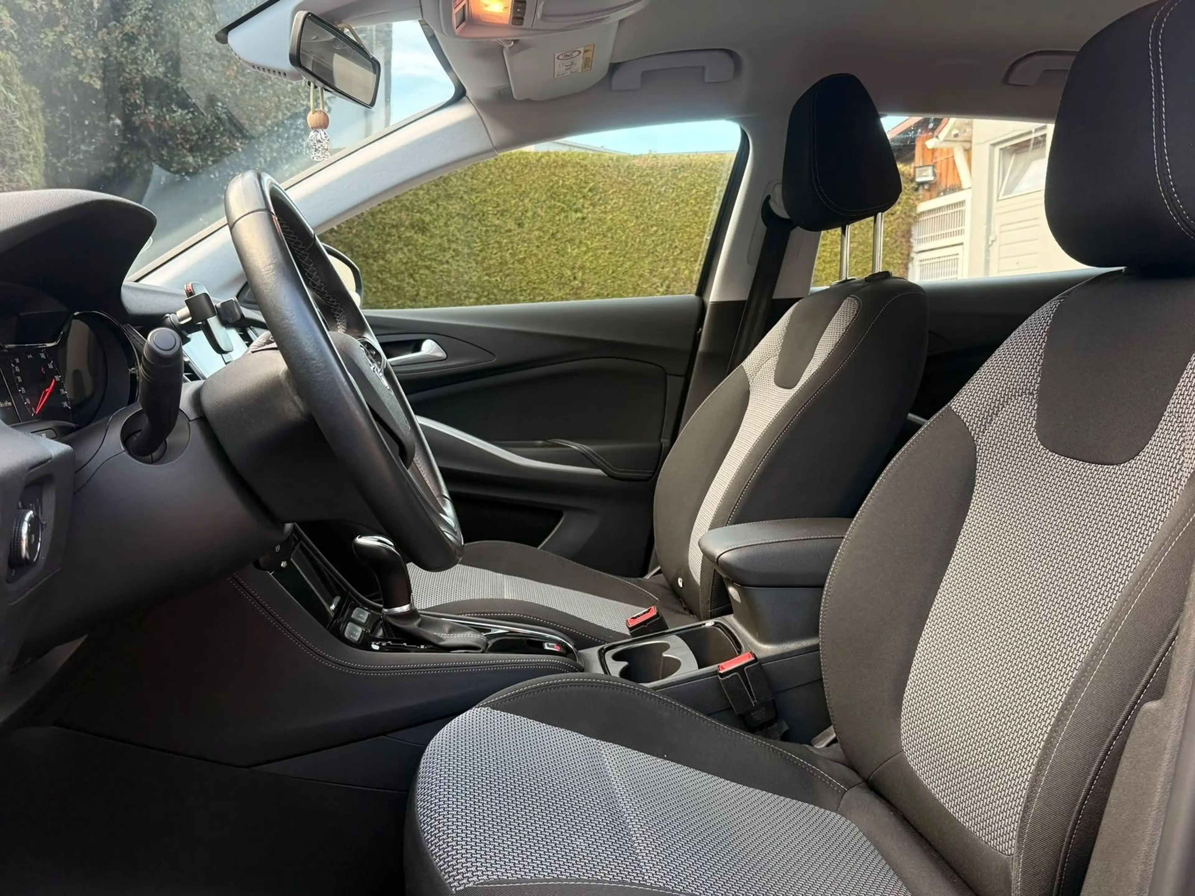 Opel Grandland X 1.2 *Automatik*Carplay* — photo 9