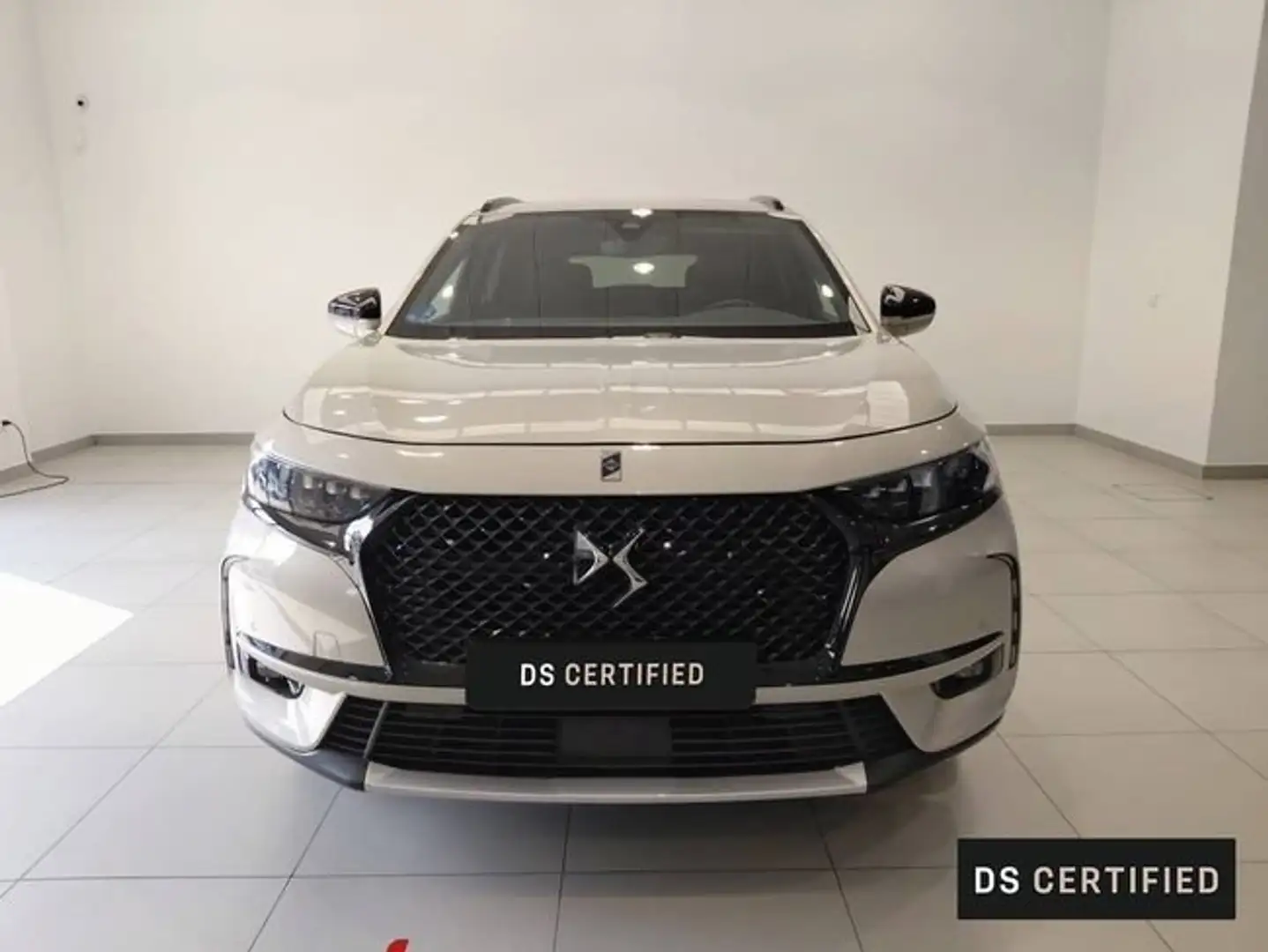 DS Automobiles DS 7 Crossback 1.6 E-Tense 300  Auto 4WD Louvre Gris - 2