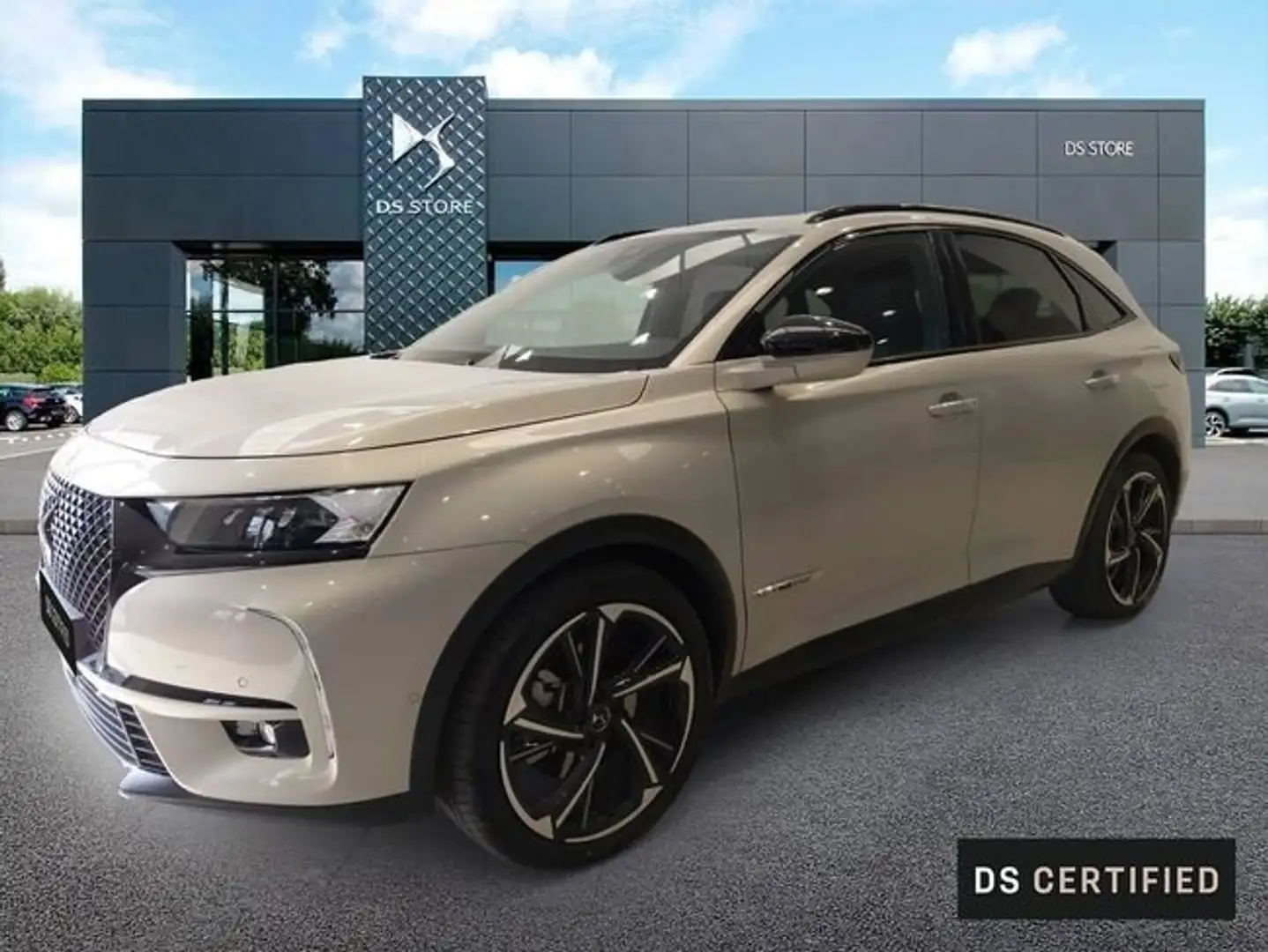 DS Automobiles DS 7 Crossback 1.6 E-Tense 300  Auto 4WD Louvre Gris - 1